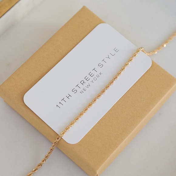 Hamptons Rope Chain | 18k Gold Filled - Picture 5 of 7